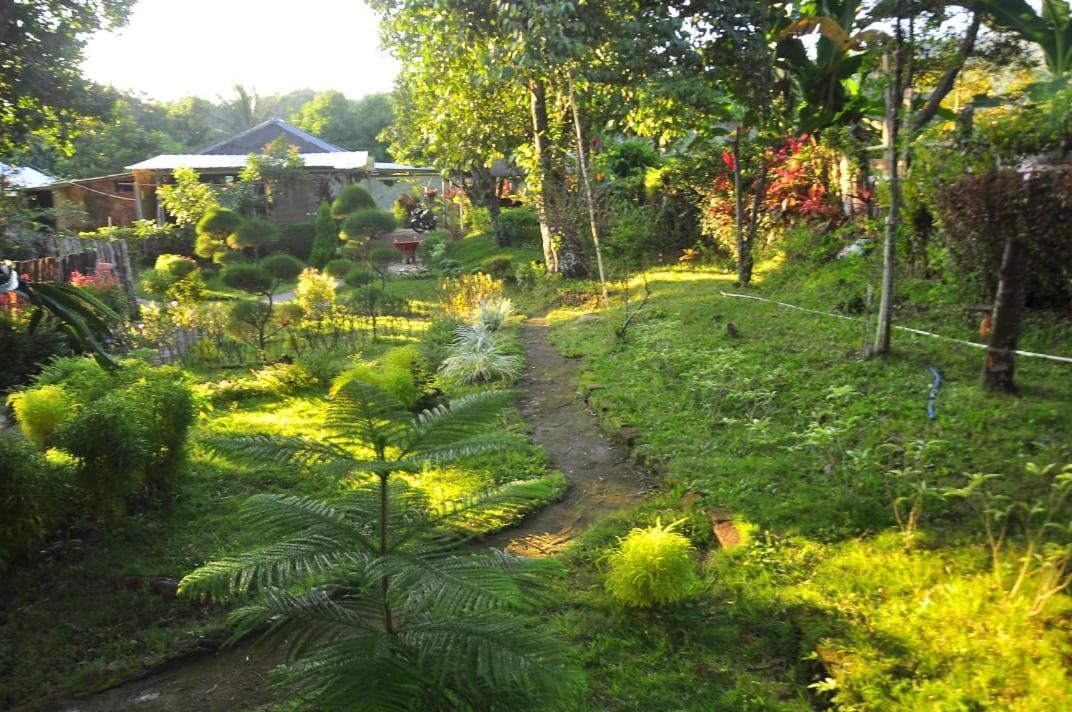 Pondok Guru Bakti Cottage Senaru Exterior photo